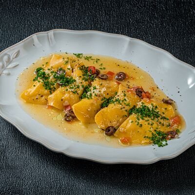 Равиоли с камчатским крабом и креветкой в Florentini City Café по цене 1270 ₽