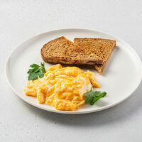 Скрэмбл из 2х яиц в Хлеб Насущный