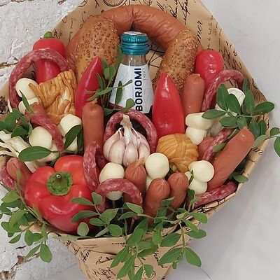 Съедобный мужской букет в Buketonline - Съедобные букеты и клубника в шоколаде по цене 5610 ₽