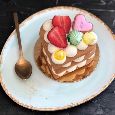 Пирожное Медовик в Tortterry по цене 180