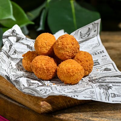 Сырные халапеньо M в Контейнер по цене 400 ₽