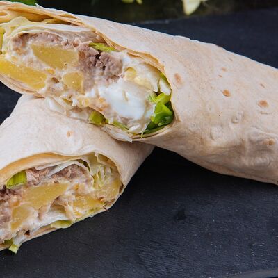 Шаверма Роял с ананасом Л 420-450 г в Шаверма и Басманы по цене 575 ₽