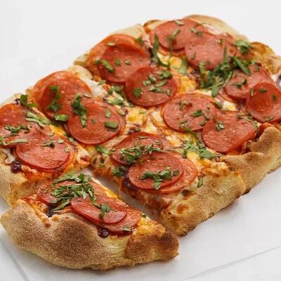 Пицца Двойные колбаски в Pizzatta по цене 671 ₽