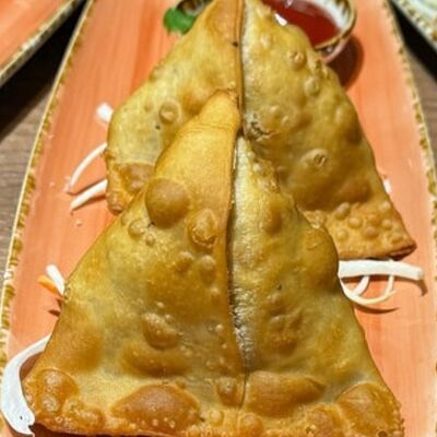 Aloo samosa / Алу самоса в Бхарат по цене 449 ₽