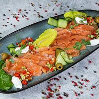 Фирменный лосось в Artfood
