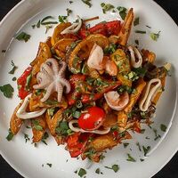 Жареха с морепродуктами в Капибара