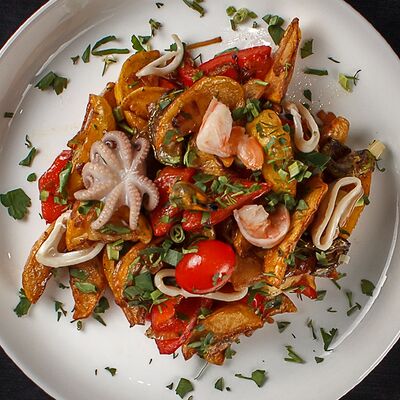 Жареха с морепродуктами в Капибара по цене 571 ₽