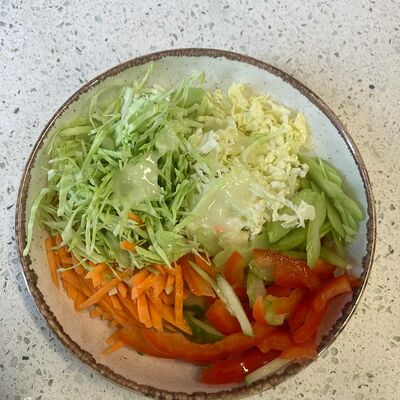 Овощной с имбирной заправкой в Кофеин по цене 300