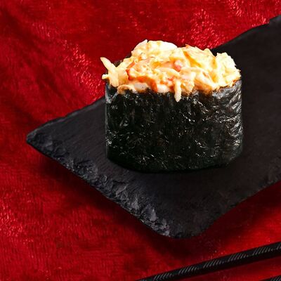 Гункан с крабом в Рыбин Гуд Sushi Premium по цене 44 ₽