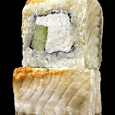 Филадельфия с угрем в Кимчи по цене 669 ₽