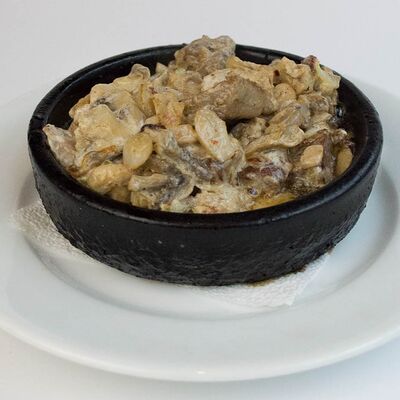 Пиросмани на кецах в Кабанчик по цене 740 ₽