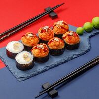 Запеченный с лососем в Sekai Суши