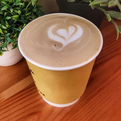 Латте в Dobro coffee microroasters по цене 360 ₽