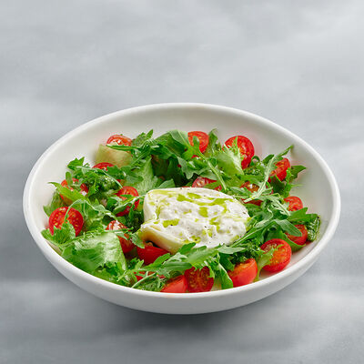 Буррата с томатами и песто в Буше по цене 675 ₽