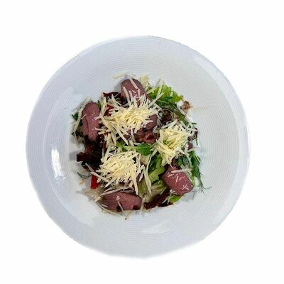 Салат с ростбифом в Малевич по цене 792 ₽