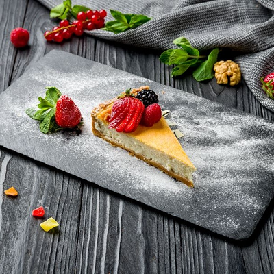 Чизкейк карамельный в Суши & Пицца & Шашлыки Хан по цене 490 ₽