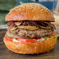 Бургер с грибами в Craft Burger