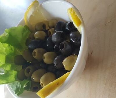 Оливки в АУ по цене 300 ₽