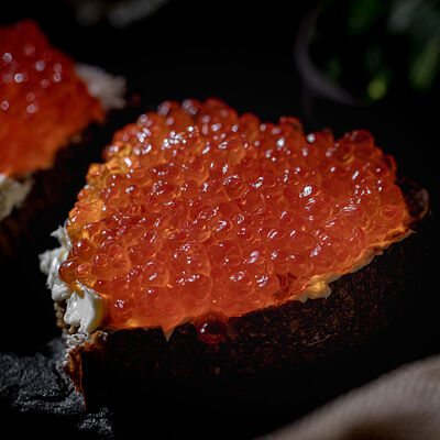 Красная икра в MANUL по цене 4500 ₽