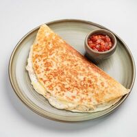 Кесадилья с курицей и сыром в Unit