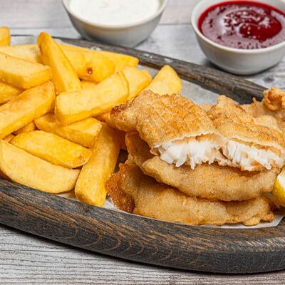 Фиш & Чипс Филе судака в Yunga Tim Fish & Grill по цене 1750 ₽