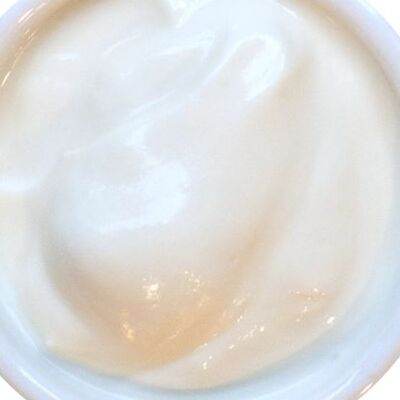 Сметана в 7 LiR по цене 33 ₽