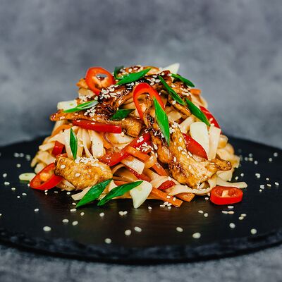 Удон с морепродуктами в Багс Банни от кафеМафия по цене 708