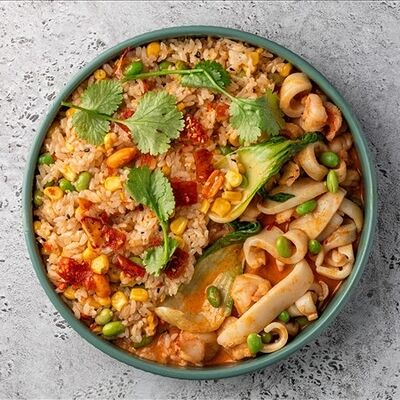 Жареный рис с морепродуктами в Паназиатская кухня Джеки Чо по цене 780 ₽