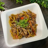 Wok с цыпленком в перечном соусе в Cуши ели