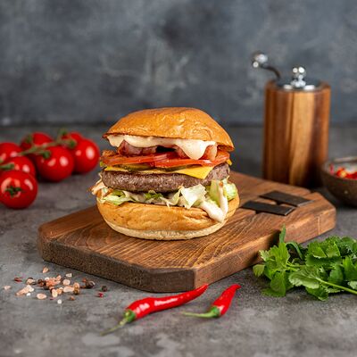 Копченый Билли в Manny's Burger по цене 750 ₽