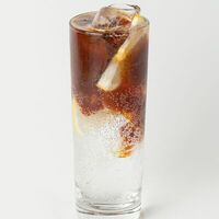 Холодный кофе Эспрессо тоник Medium в Surf Coffee x Sababa