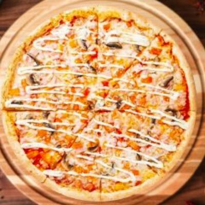 Пицца Ветчина Грибы в Доставка роллы воки пицца Вологда RollX по цене 819 ₽