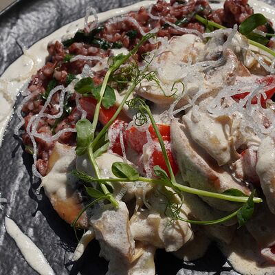 Рапаны с красным рисом в сливочном соусе в Рандеву по цене 820 ₽