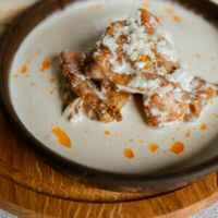 Чкмерули в Хинкали