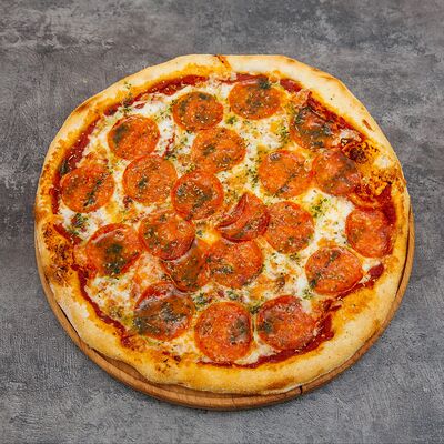 Пицца Пеперони в Грин бар по цене 690 ₽