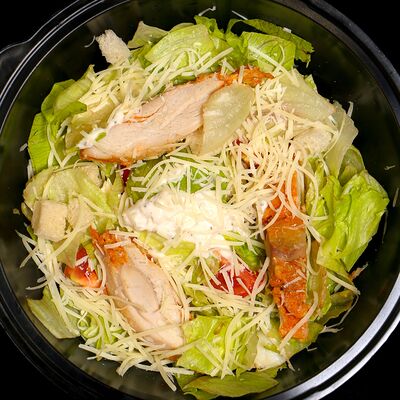 Салат Цезарь в Simons Gyros по цене 349 ₽