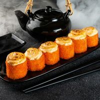 Ролл Император в Golden Monkey