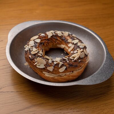 Творожное кольцо в 321 Club by Novikov по цене 540 ₽