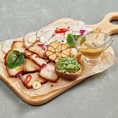 Ассорти из сала в Корчма по цене 360