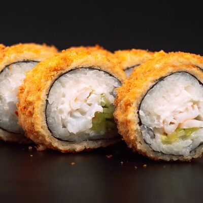 Ролл эби темпура в Royal fish по цене 275 ₽