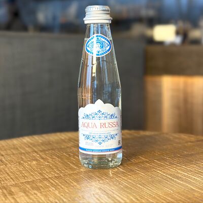 Вода Aqua Russa без газав Пышки KультуRa по цене 350 ₽