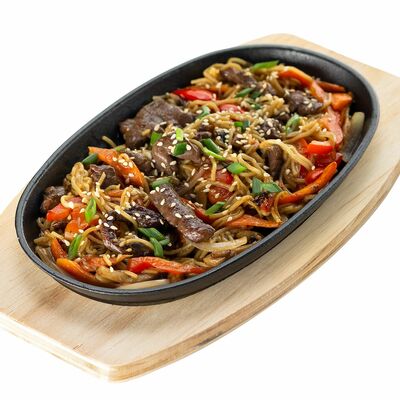 Вок Говядина терияки в Ozaki по цене 355 ₽