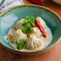 Мини-хинкали с сыром в перечном соусе в Сули Гули