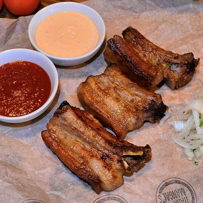 Шашлык из свиных ребрышек в Папа Mangals по цене 490 ₽