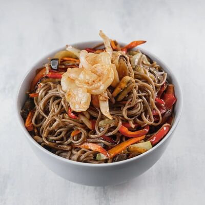 Вок Соба с морепродуктами в Yummy yummy по цене 310 ₽