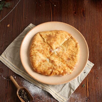 Хачапури по-имеретински в Хинкали Домашние традиции по цене 520 ₽