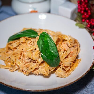 Паста с треской и лососем в Гриль house по цене 495 ₽