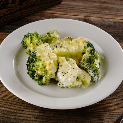 Брокколи под сыром в Буфет-бюро по цене 215 ₽