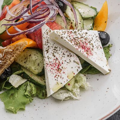 Салат Греческий в Асгард по цене 550 ₽