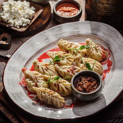 Курзе с картофелем и сыром сулугуни в Пельмения по цене 483 ₽